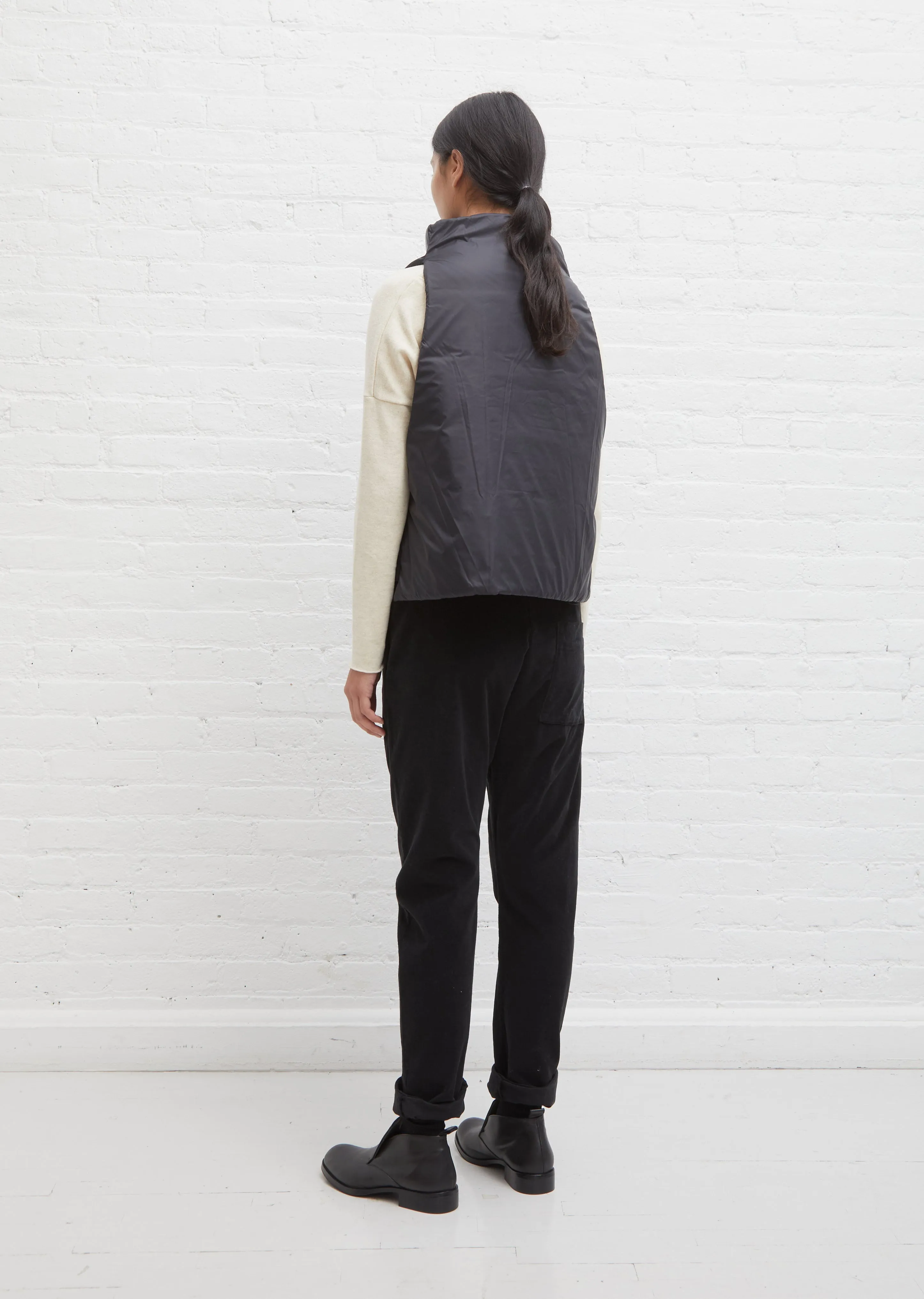 Nylon Short Down Vest