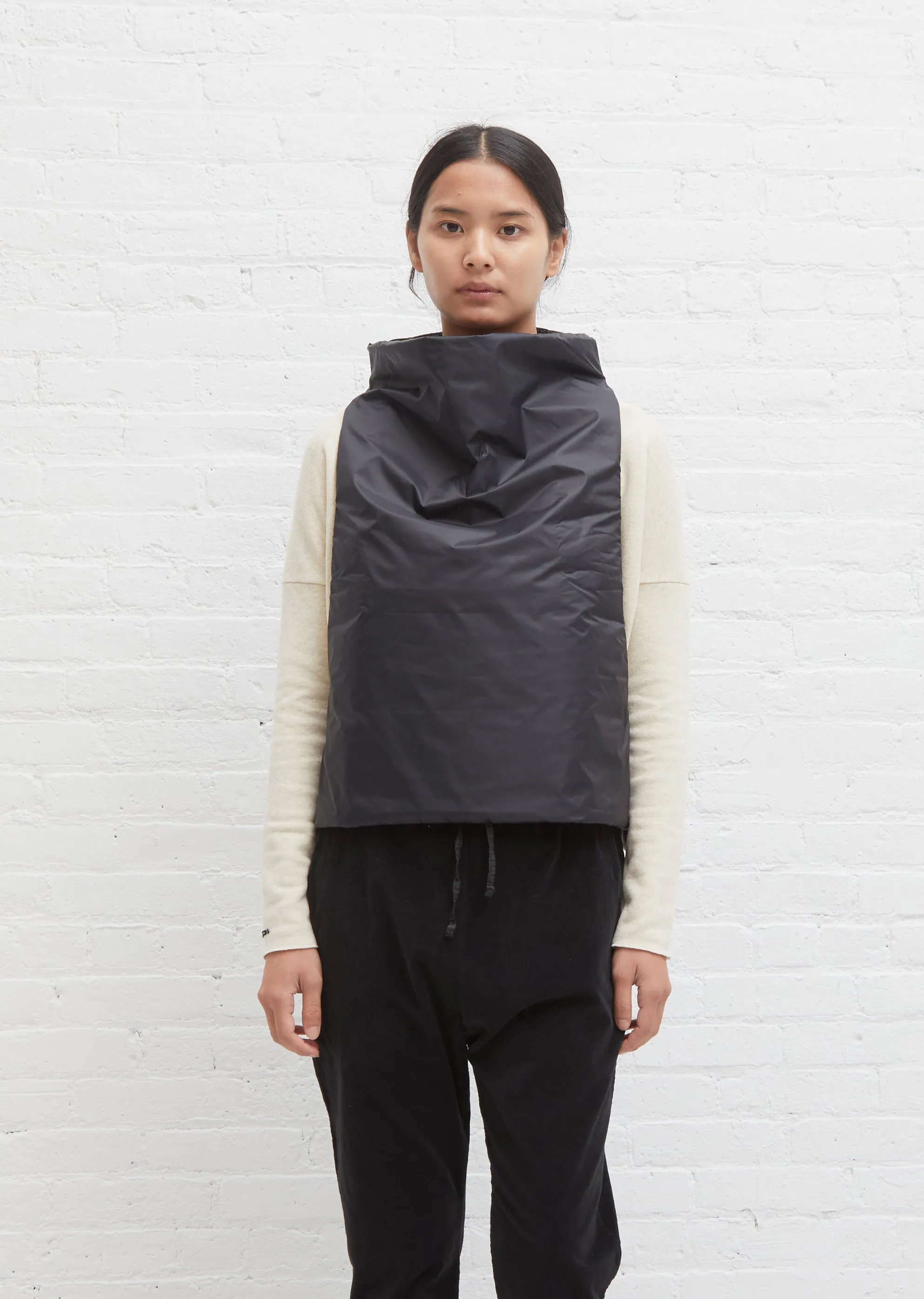 Nylon Short Down Vest