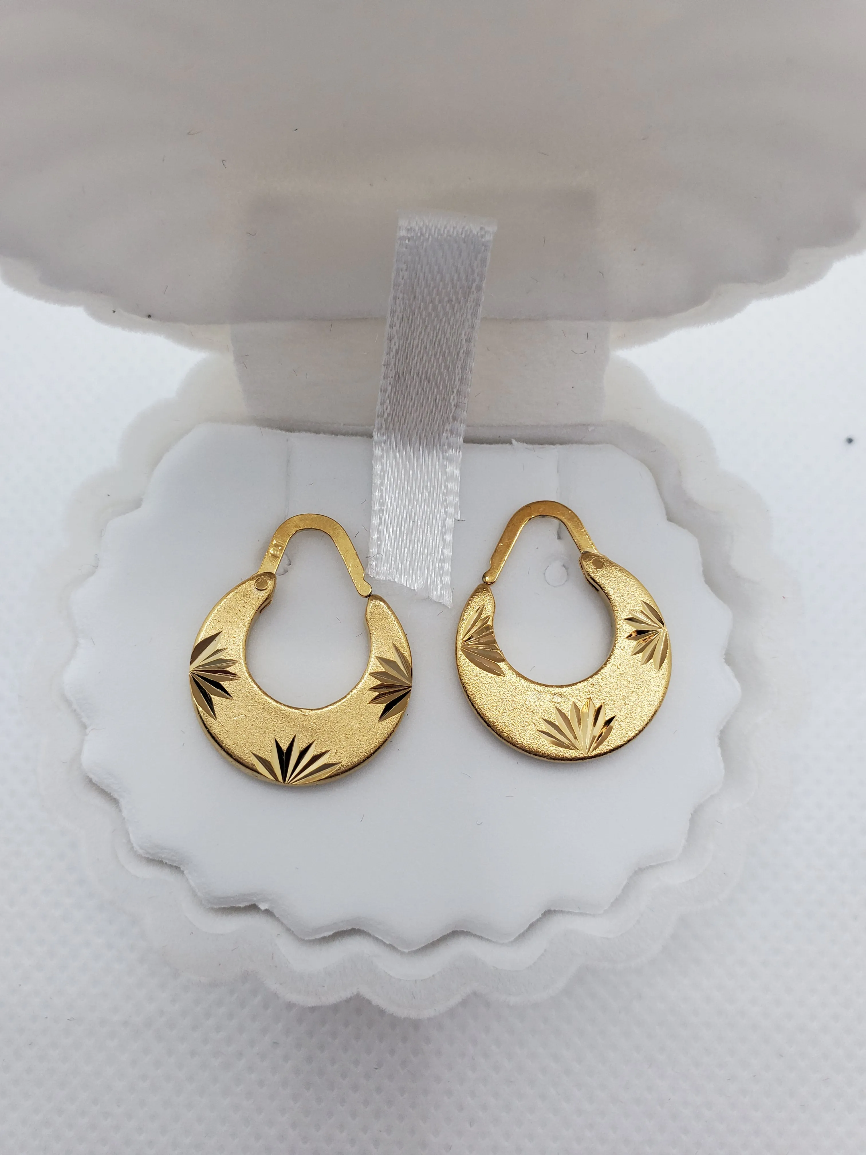 Trendy Nattiyan Earrings